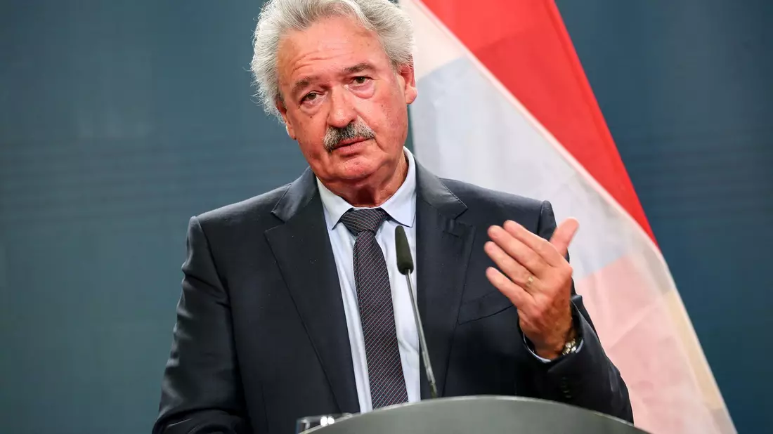 Jean Asselborn ist nach fast 20 Jahren als Luxemburgs Außenminister ohne Amt. - Bild: Omer Messinger/afp-pool/dpa