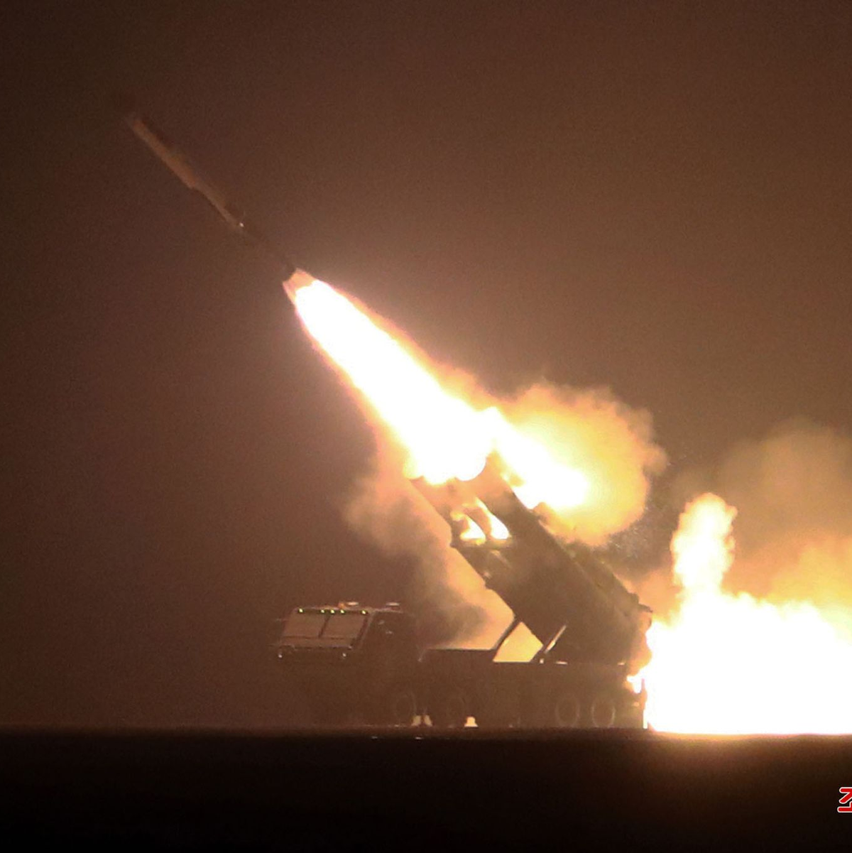 Nordkorea hat zuletzt eigenen Angaben zufolge mehrfach strategische Marschflugkörper für den Ausbau der nuklearen Schlagkraft des Landes getestet. - Foto: Uncredited/KCNA/KNS/dpa