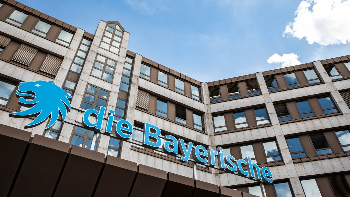 Minus 40 Prozent CO2 im Geschäftsbetrieb: die Bayerische setzt neue Maßstäbe in ihren Nachhaltigkeitsbemühungen - Foto: presseportal.de