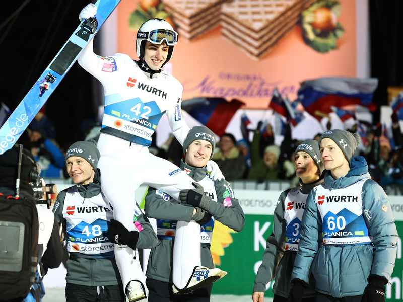 Der Slowene Zajc wurde bei der Tournee zweimal disqualifiziert. - Foto: Daniel Karmann/dpa