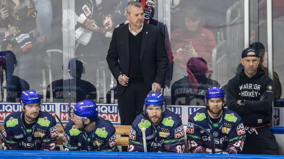 Die Eisbären Berlin feierten den dritten Sieg der Halbfinalserie. - Bild: Andreas Gora/dpa