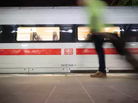 Die Deutsche Bahn trennt sich von ihrer Auslandstochter Arriva. - Foto: Sebastian Gollnow/dpa