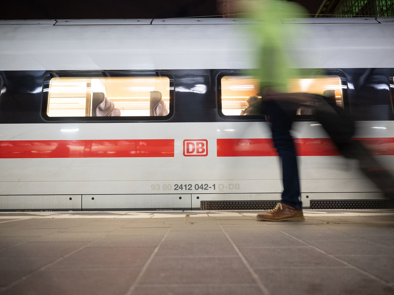 Die Deutsche Bahn trennt sich von ihrer Auslandstochter Arriva. - Foto: Sebastian Gollnow/dpa