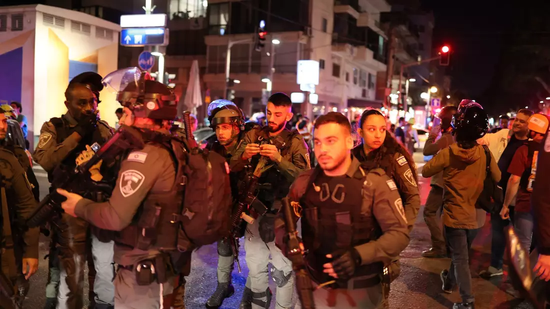 Bei dem Anschlag am 9. März 2023 in Tel Aviv starb ein junger Mann. - Bild: Ilia Yefimovich/dpa