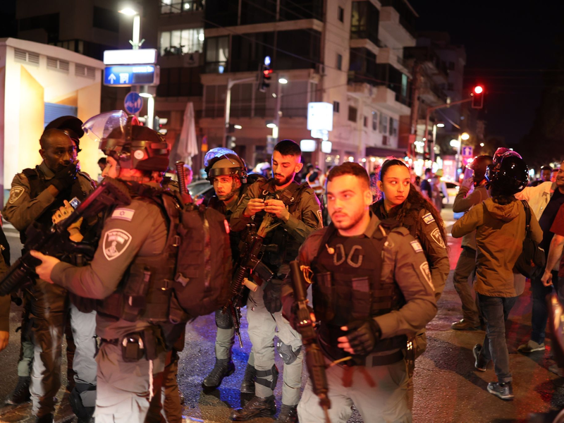 Bei dem Anschlag am 9. März 2023 in Tel Aviv starb ein junger Mann. - Foto: Ilia Yefimovich/dpa