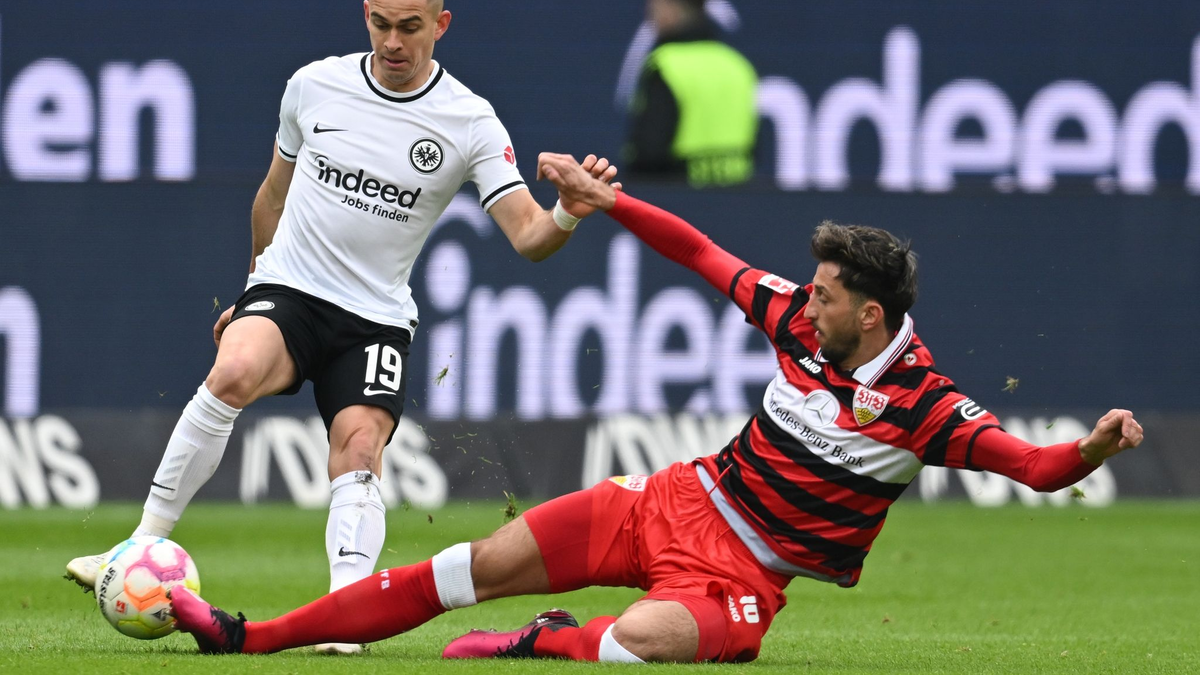 Traf gleich zweimal in Frankfurt: VfB-Profi Deniz Undav. - Foto: Arne Dedert/dpa