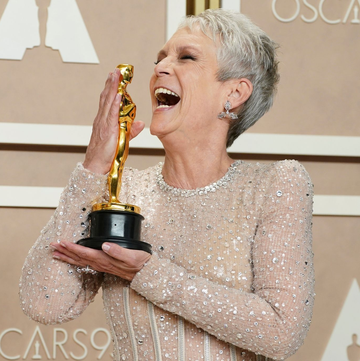 Jamie Lee Curtis setzt Hoffnung in Kamala Harris. - Foto: Jordan Strauss/Invision/AP
