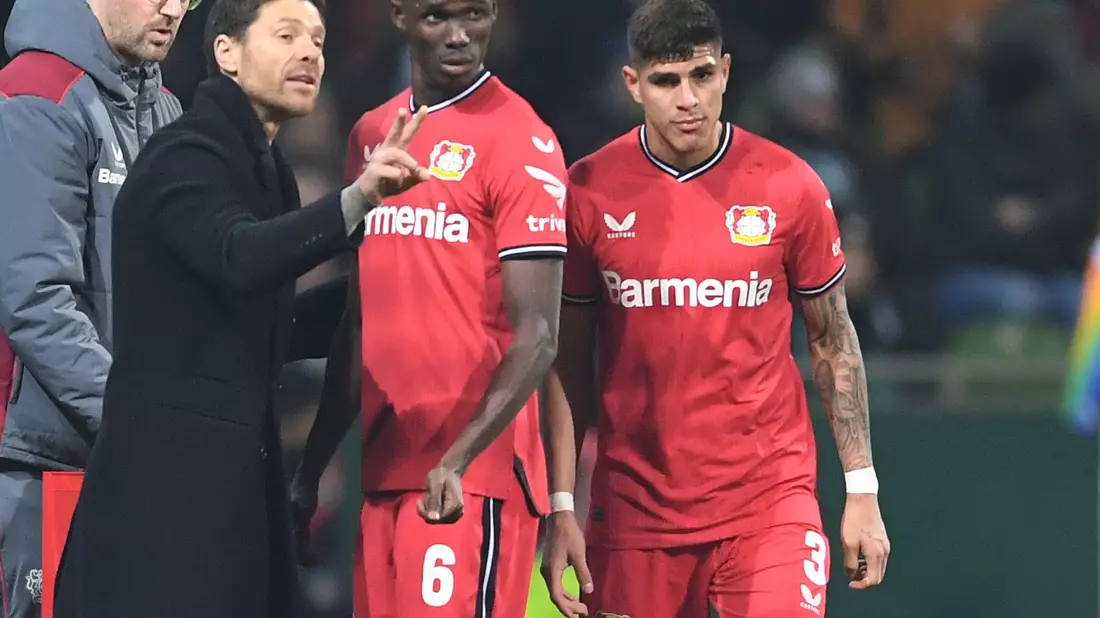 Begehrter Erfolgstrainer: Leverkusen-Coach Xabi Alonso. - Bild: Carmen Jaspersen/dpa