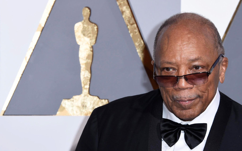 Jones galt als Alleskönner. An fast allen Facetten der Musikbranche versuchte er sich. (Archivbild) - Foto: Paul Buck/EPA/dpa