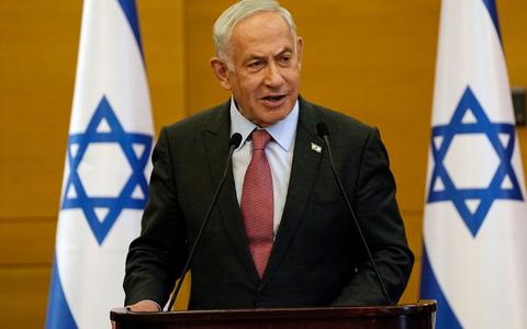 Israels Ministerpräsident Benjamin Netanjahu lässt sich von einer Bodenoffensive in Rafah nicht abbringen. - Foto: Ohad Zwigenberg/AP/dpa