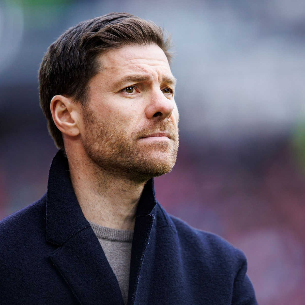 Xabi Alonso bleibt über den Sommer hinaus in Leverkusen. - Foto: Tom Weller/dpa