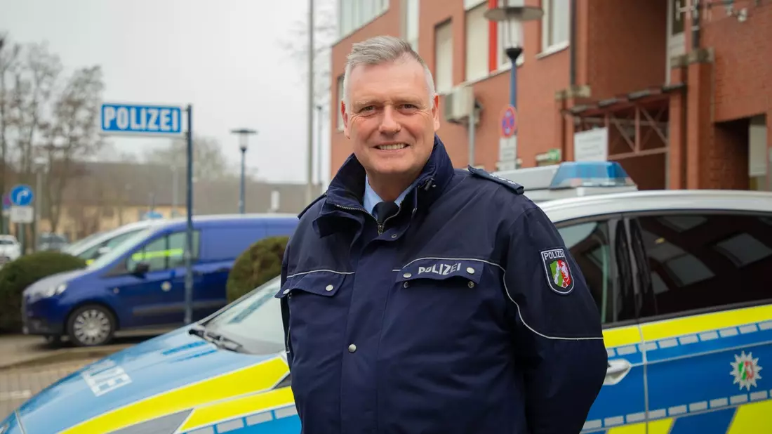 POL-UN: Kamen - Bürgersprechstunde des Bezirksdienstes mit Polizeihauptkommissar Frank Ellerkmann - Bild: presseportal.de