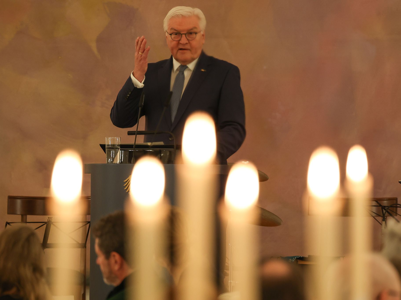 Bundespräsident Frank-Walter Steinmeier spricht zum Auftakt des Jüdischen Gemeindetags in Berlin. - Foto: Joerg Carstensen/dpa