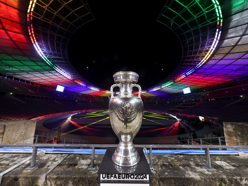 Die UEFA hat Details zum Kartenverkauf für die Fußball-EM 2024 in Deutschland bekanntgegeben. - Foto: Alexander Hassenstein/Getty-POOL/dpa