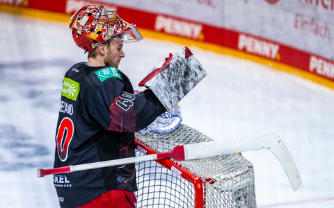 Die in finanziellen Nöten steckende DEG muss ihren Keeper trotz langfristigen Vertrags wohl abgeben. - Foto: David Inderlied/dpa