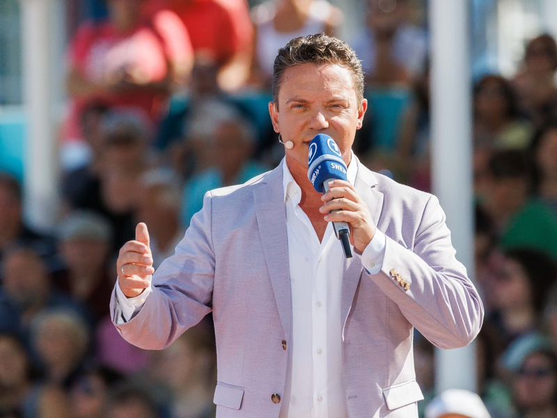 Mross will die Trauer hinter sich lassen und dem Publikum wieder einheizen. (Archivbild) - Foto: Philipp von Ditfurth/dpa