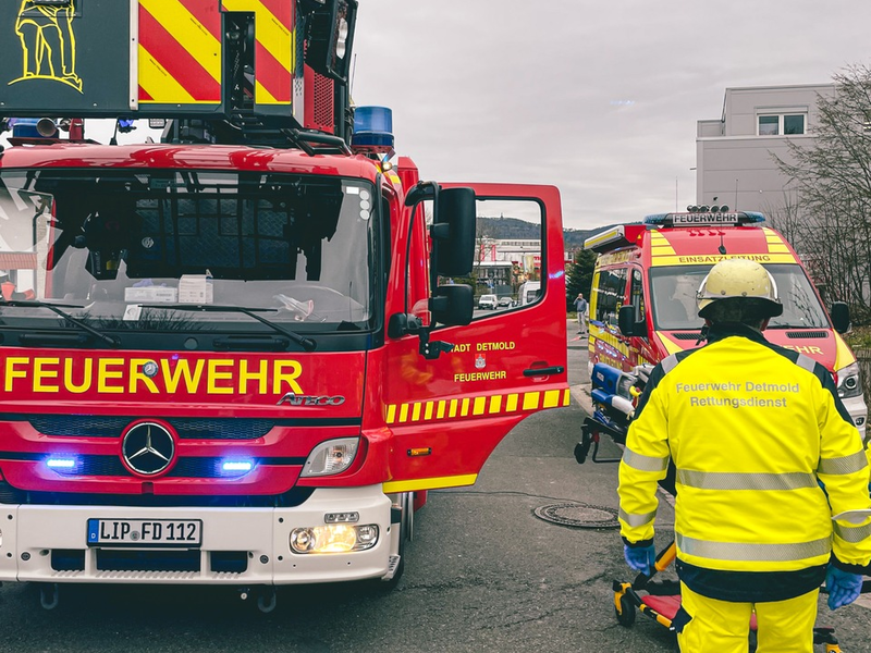 FW-BOT: Ammoniakaustritt sorgt für aufwändigen Einsatz der Feuerwehr Bottrop - Foto: presseportal.de