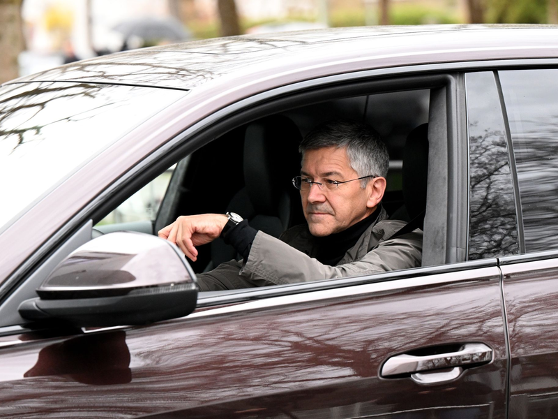 «Er wird uns fehlen als Persönlichkeit, als Mensch», sagte FCB-Präsident Herbert Hainer bei der Trauerfeier für Franz Beckenbauer. - Foto: Sven Hoppe/dpa
