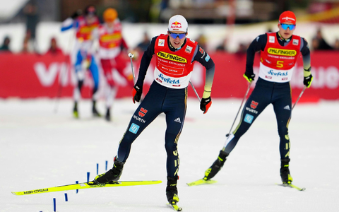Vinzenz Geiger (l) und Julian Schmid siegten gemeinsam im Teamsprint beim Weltcup in Lahti. - Foto: Georg Hochmuth/APA/dpa