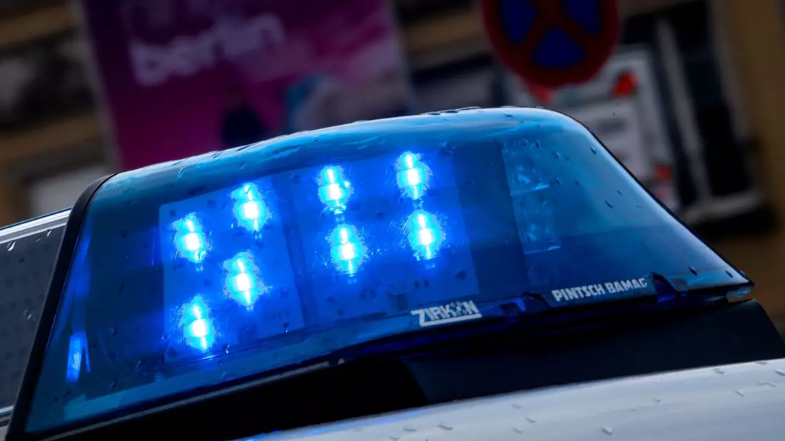 Sieben Verletzte nach Unfall eines Reisebusses auf der A72. Symbolbild - Bild: Monika Skolimowska/dpa-Zentralbild/dpa