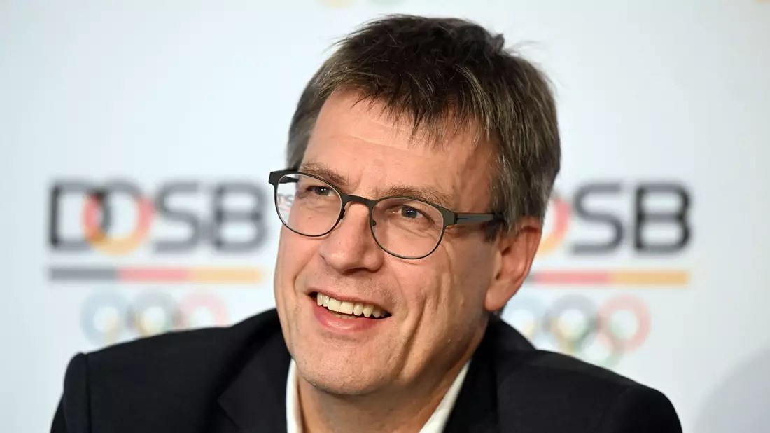 Will die Olympischen Spiele nach Deutschland holen: DOSB-Chef Thomas Weikert. - Bild: Uli Deck/dpa