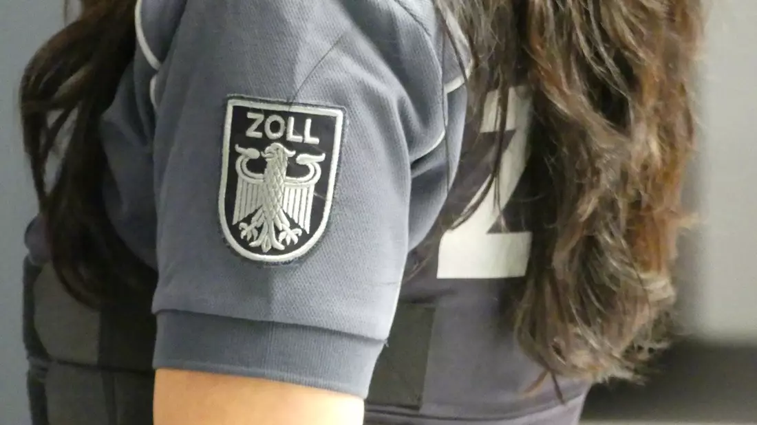 HZA-SB: Saarbrücker ZOLL als Teil einer bundesweiten Schwerpunktprüfung; Gemeinsamer Einsatz zur Bekämpfung von Clankriminalität - Bild: presseportal.de