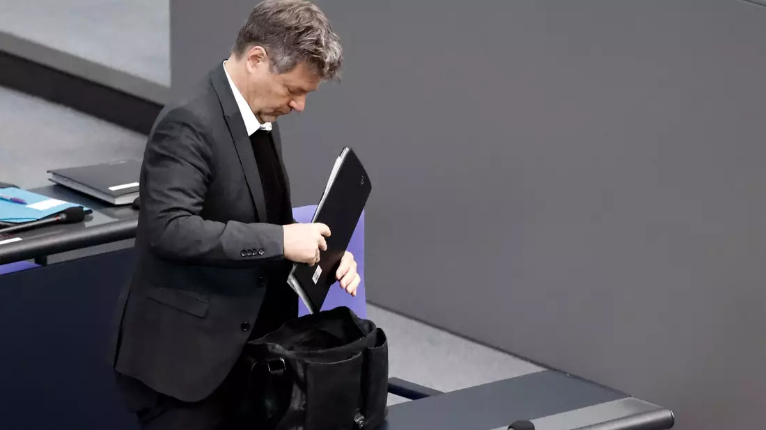 Vizekanzler Robert Habeck erhielt für sein Video Zuspruch von allen Seiten. - Bild: Carsten Koall/dpa