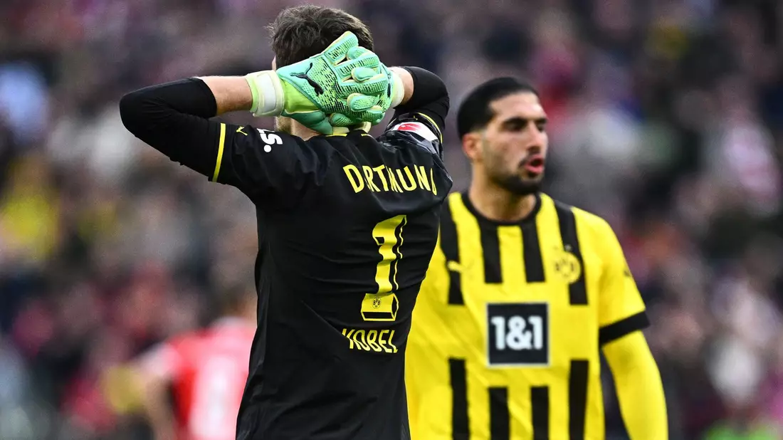 Wird dem BVB gegen die Bayern fehlen: Torwart Gregor Kobel. - Bild: Tom Weller/dpa