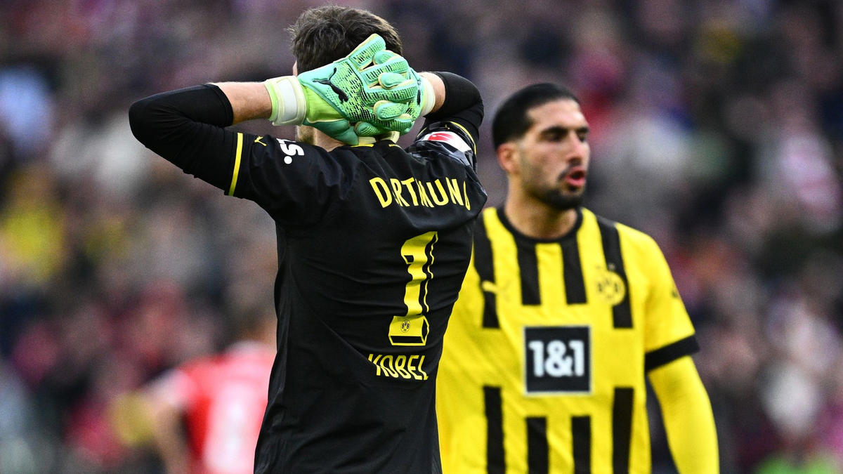Wird dem BVB gegen die Bayern fehlen: Torwart Gregor Kobel. - Foto: Tom Weller/dpa