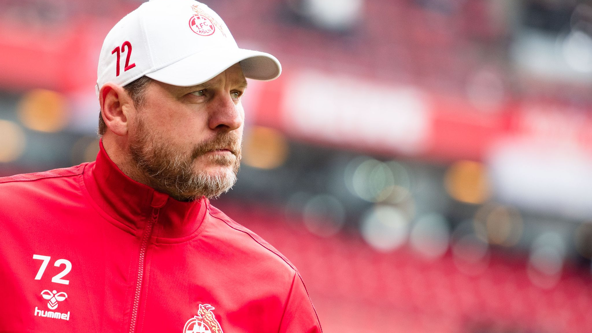 Trainer Steffen Baumgart steckt mit dem 1. FC Köln in der Krise. - Foto: Marius Becker/dpa