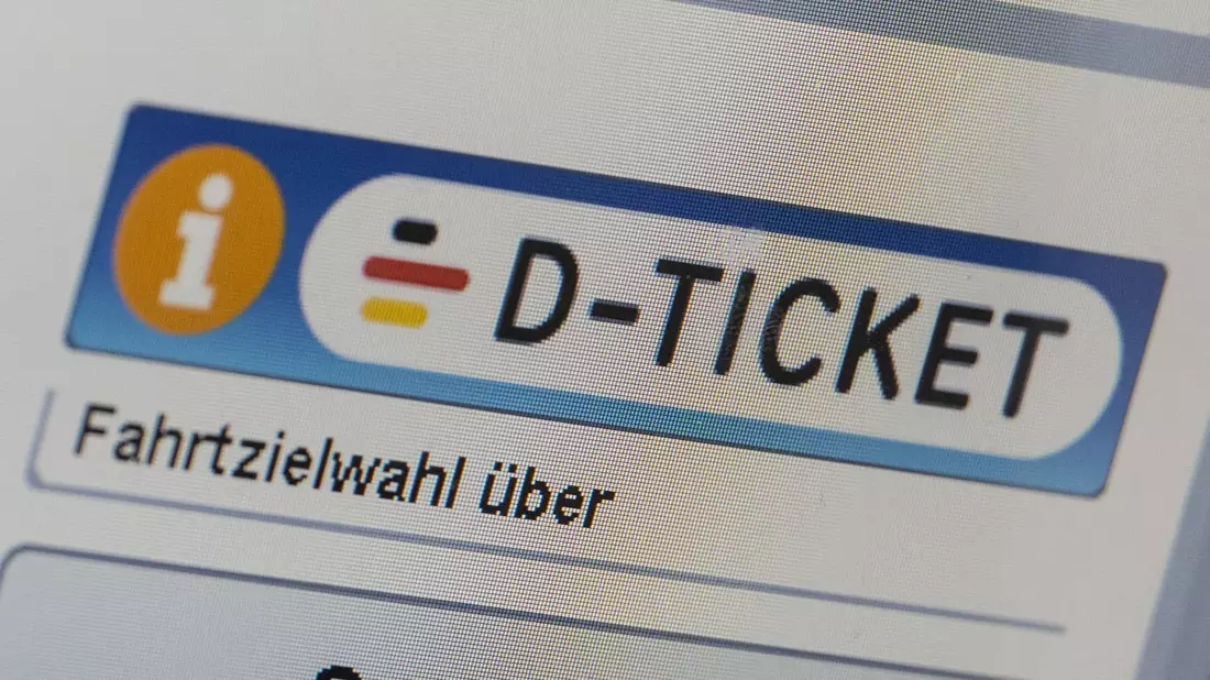 Bleibt das Deutschlandticket auf Dauer bestehen? Die Union hat sich bislang noch nicht festgelegt.  - Bild: Boris Roessler/dpa