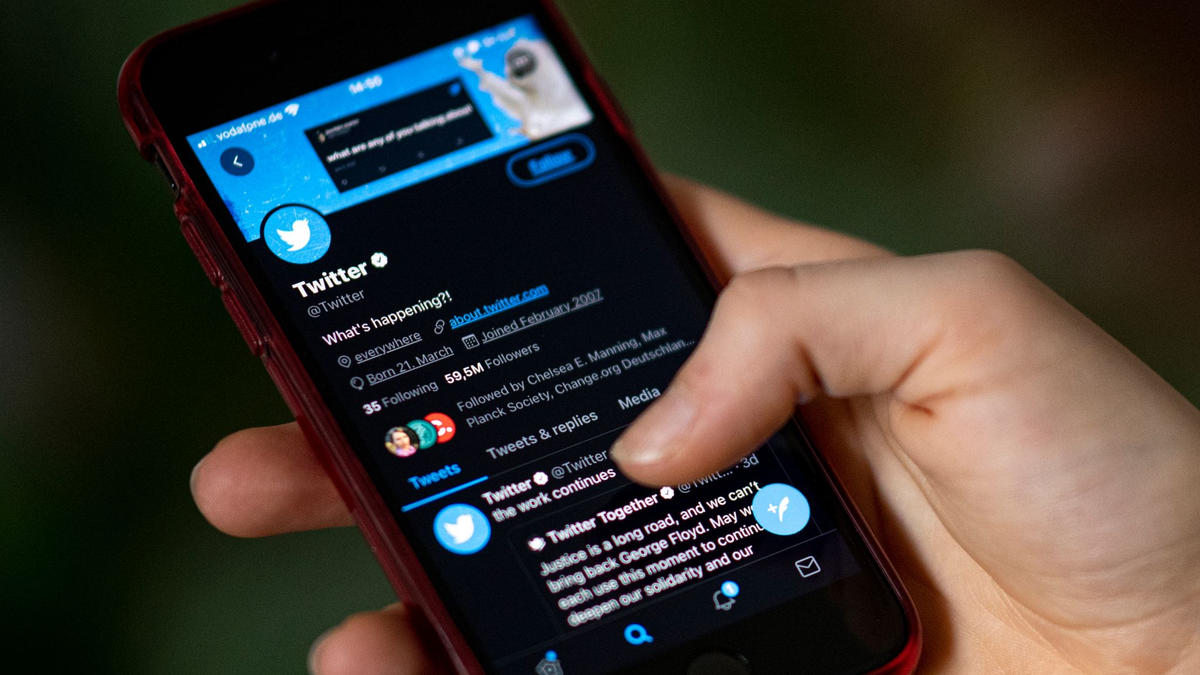 Mehrere niederländische Politiker werden zunehmend auf den sozialen Netzwerken wie Twitter bedroht. - Foto: Fabian Sommer/dpa