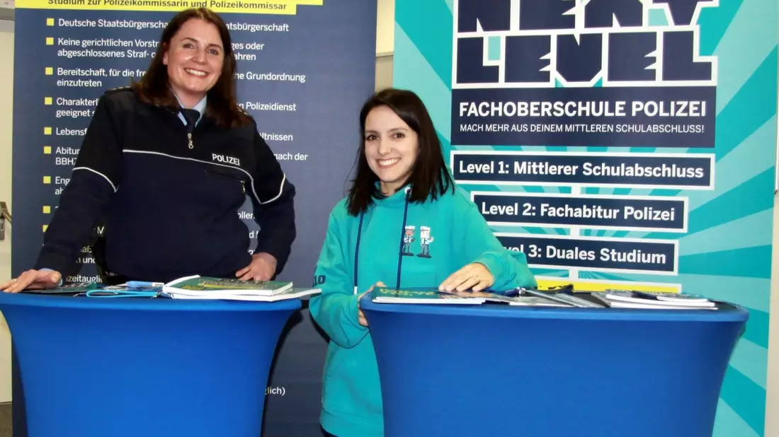 POL-ME: Komm ins Team 110: Infostand bei Berufsmesse der Arbeitsagentur - Mettmann - 2410092 - Bild: presseportal.de