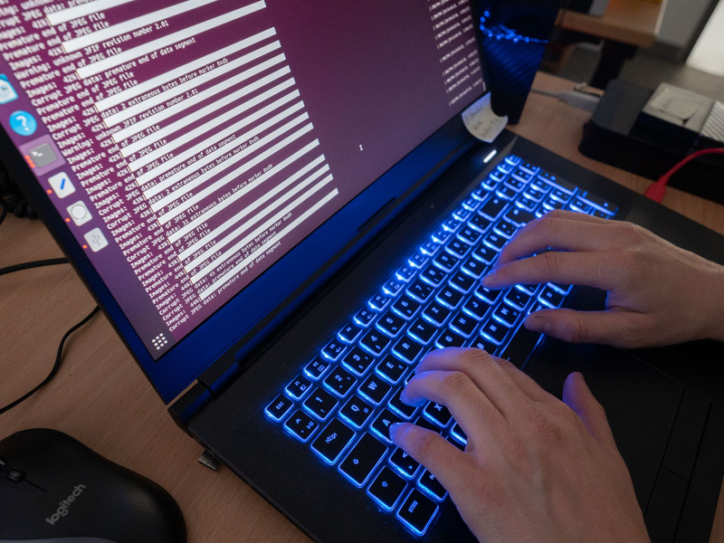 Die Befugnisse der Sicherheitsbehörden in den einzelnen Bundesländern sind sehr unterschiedlich. (Symbolbild) - Foto: Julian Stratenschulte/dpa