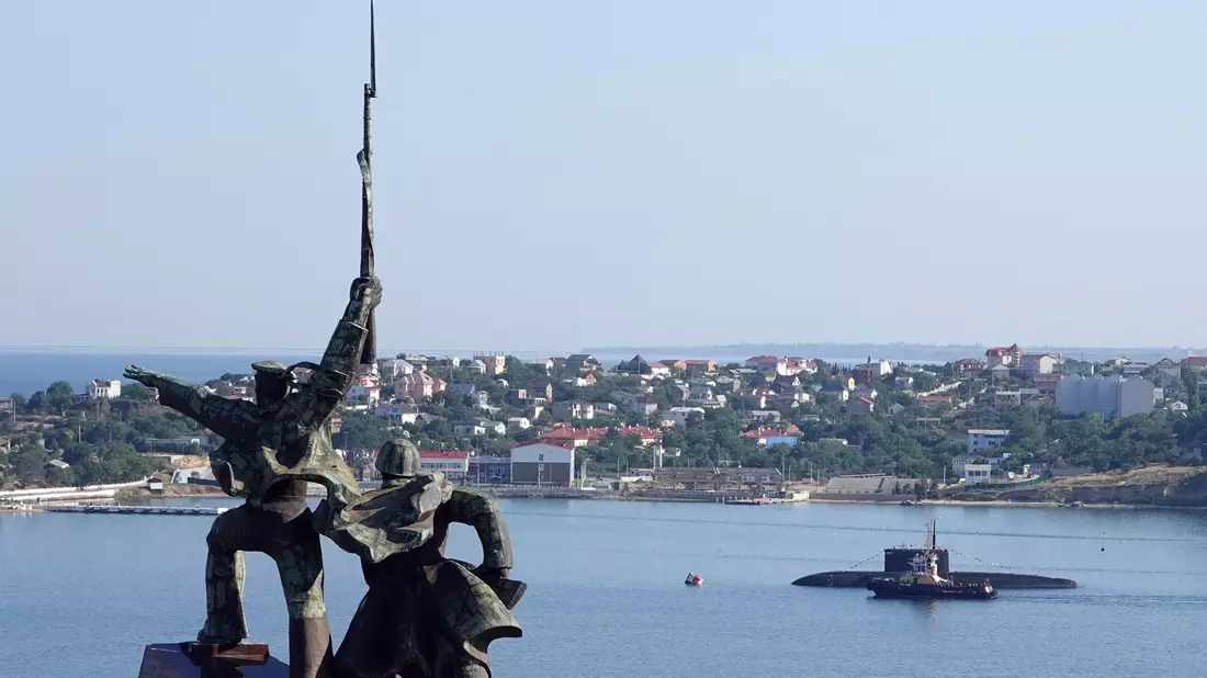 Blick auf die Hafenstadt Sewastopol auf der seit 2014 von Russland annektierten Krim (Archivbild). - Bild: Ulf Mauder/dpa