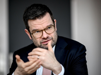 «Das deutsche Namensrecht ist offen gestanden mit der gesellschaftlichen Wirklichkeit in diesem Land nicht mehr kompatibel», sagte der federführende Justizminister Marco Buschmann (FDP). - Foto: Britta Pedersen/dpa