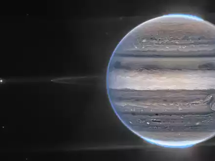 Um den gewaltigen Jupiter kreist der Mond Europa - dort soll es eigentlich mit einer Sonde hingehen. - Foto: NASA/ESA/CSA/Jupiter ERS Team/image processing by Ricardo Hueso (UPV/EHU) and Judy Schmidt/AP/dpa