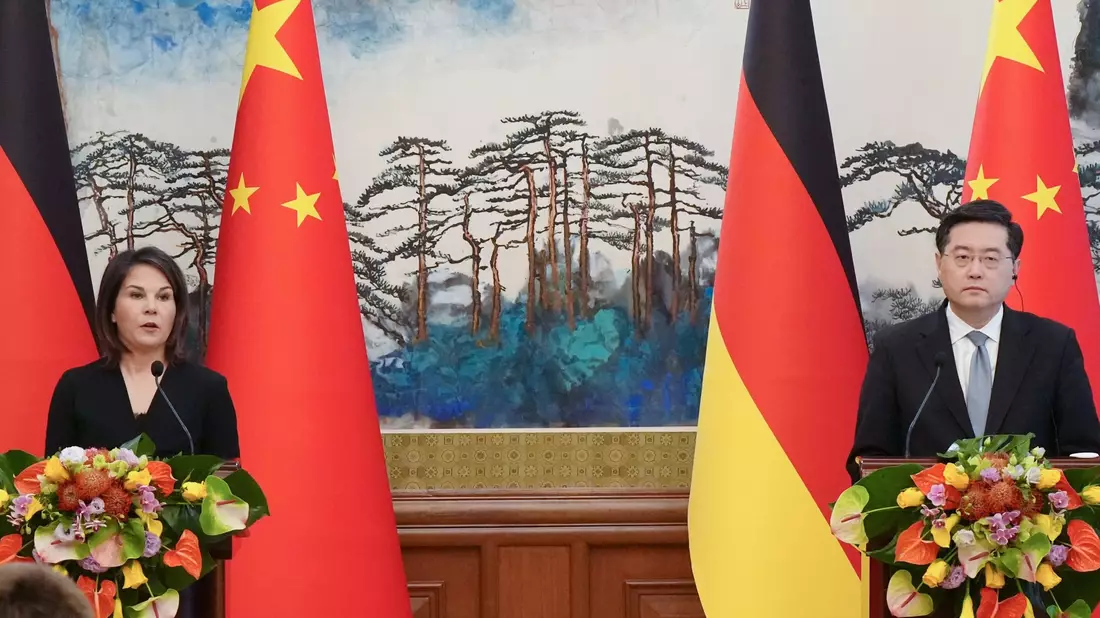Baerbock war zuletzt im April 2023 zum Antrittsbesuch in China. (Archivbild) - Bild: Soeren Stache/dpa