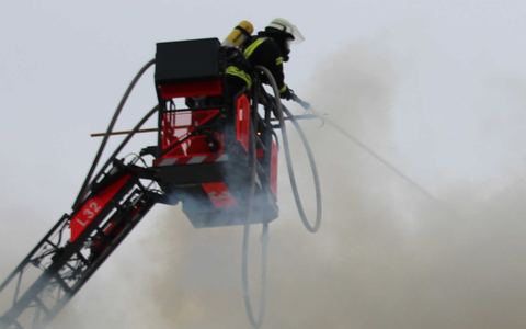FW-BN: Feuer auf Balkon schnell gelöscht - Foto: presseportal.de