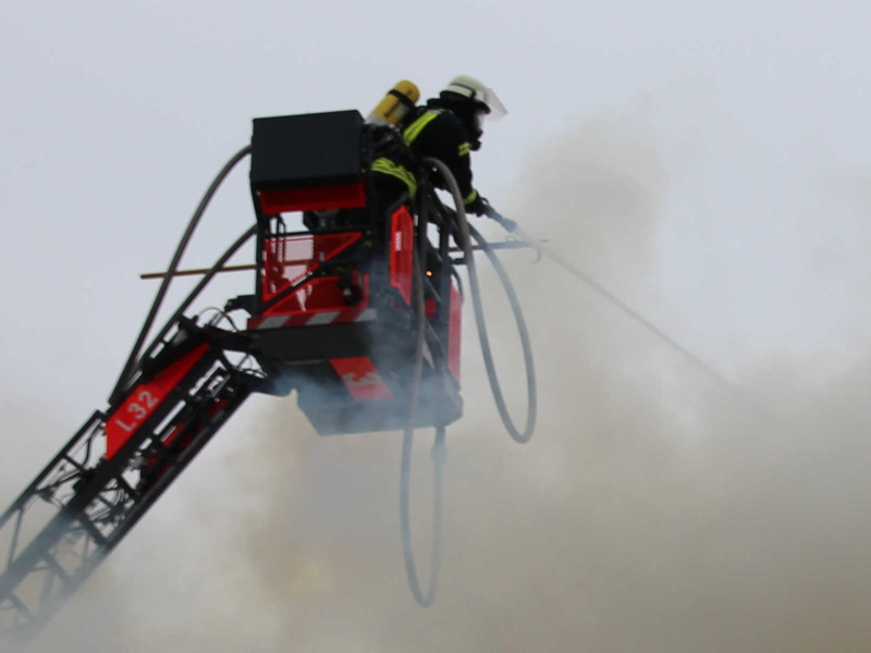FW-BN: Feuer auf Balkon schnell gelöscht - Foto: presseportal.de