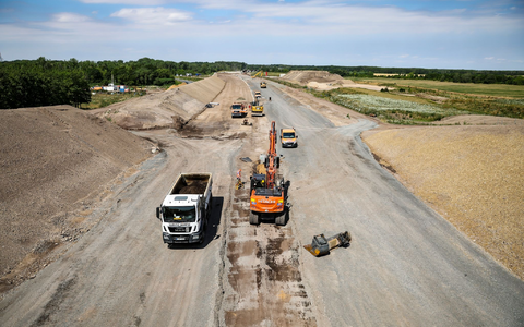 Mit Milliardenkrediten soll die Infrastruktur saniert werden. (Illustration) - Foto: Jan Woitas/dpa