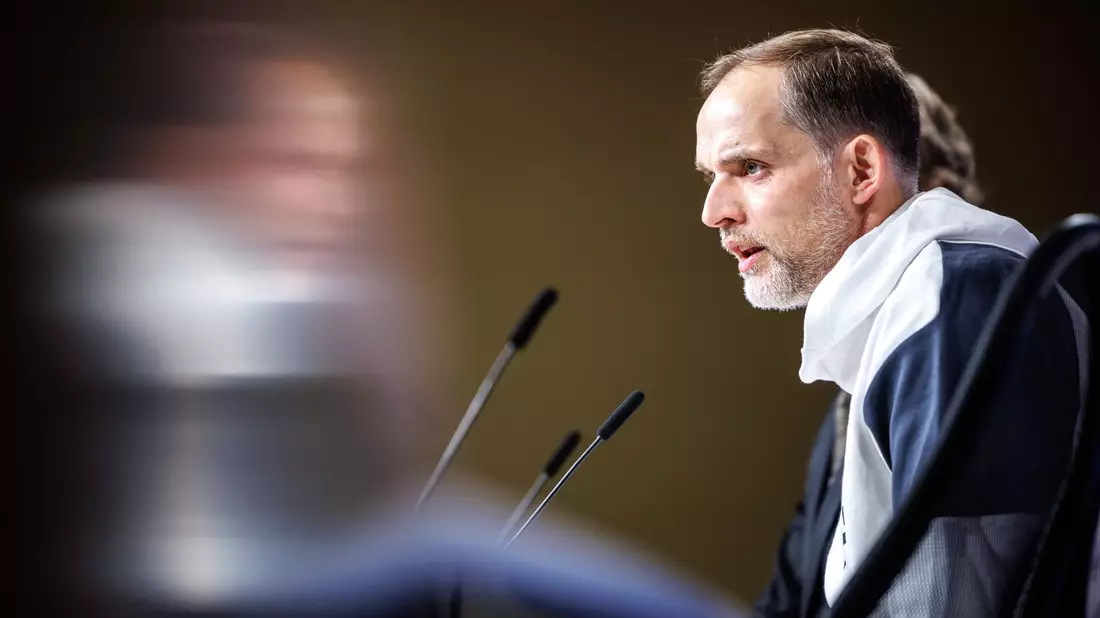 Bayern-Trainer Thomas Tuchel bei der Pressekonferenz in München. - Bild: Matthias Balk/dpa