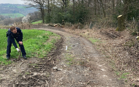 KFV-CW: Tiefgaragenbrand in Altensteig-Wart/Feuerwehr evakuiert mehr als 70 Personen/Ringalarm fordert Rettungskräfte aus der ganzen Region - Foto: presseportal.de