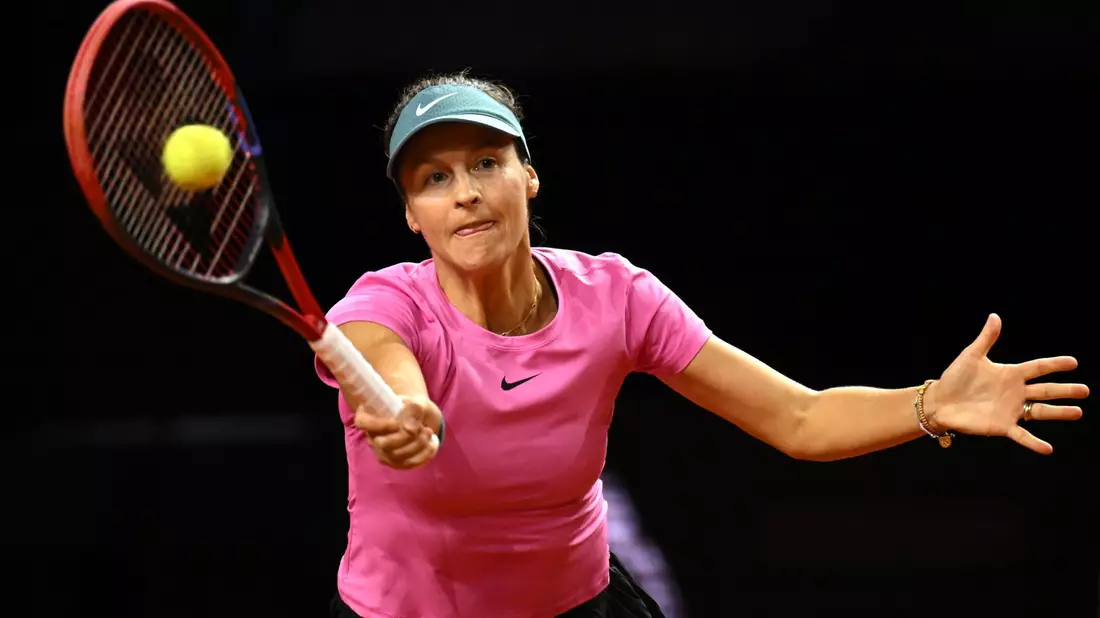 Tatjana Maria musste sich in Stuttgart Elise Mertens in drei Sätzen geschlagen geben. - Bild: Marijan Murat/dpa