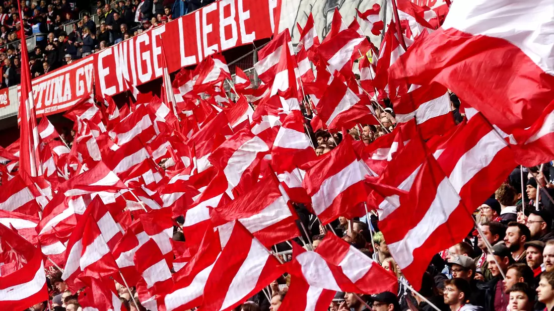 Relegation gegen Bochum: Die aktuelle Form spricht für die Fortuna. - Bild: Roland Weihrauch/dpa
