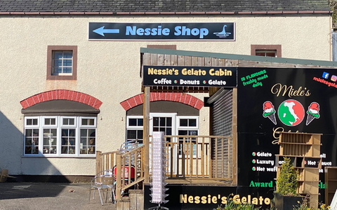 Gibt es das Seeungeheuer doch? Neue Bilder heizen die Gerüchte an. - Foto: Benedikt von Imhoff/dpa