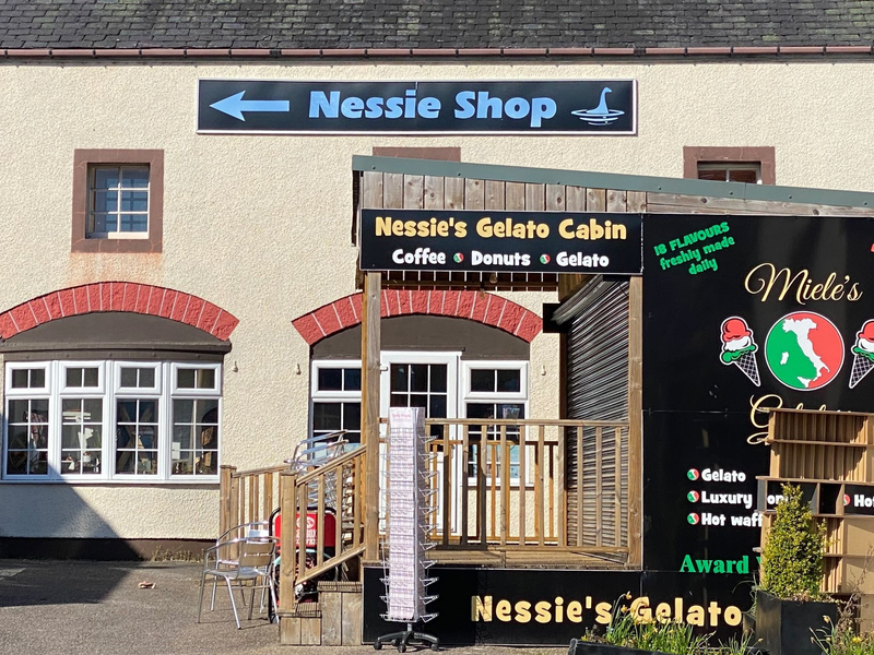 Gibt es das Seeungeheuer doch? Neue Bilder heizen die Gerüchte an. - Foto: Benedikt von Imhoff/dpa