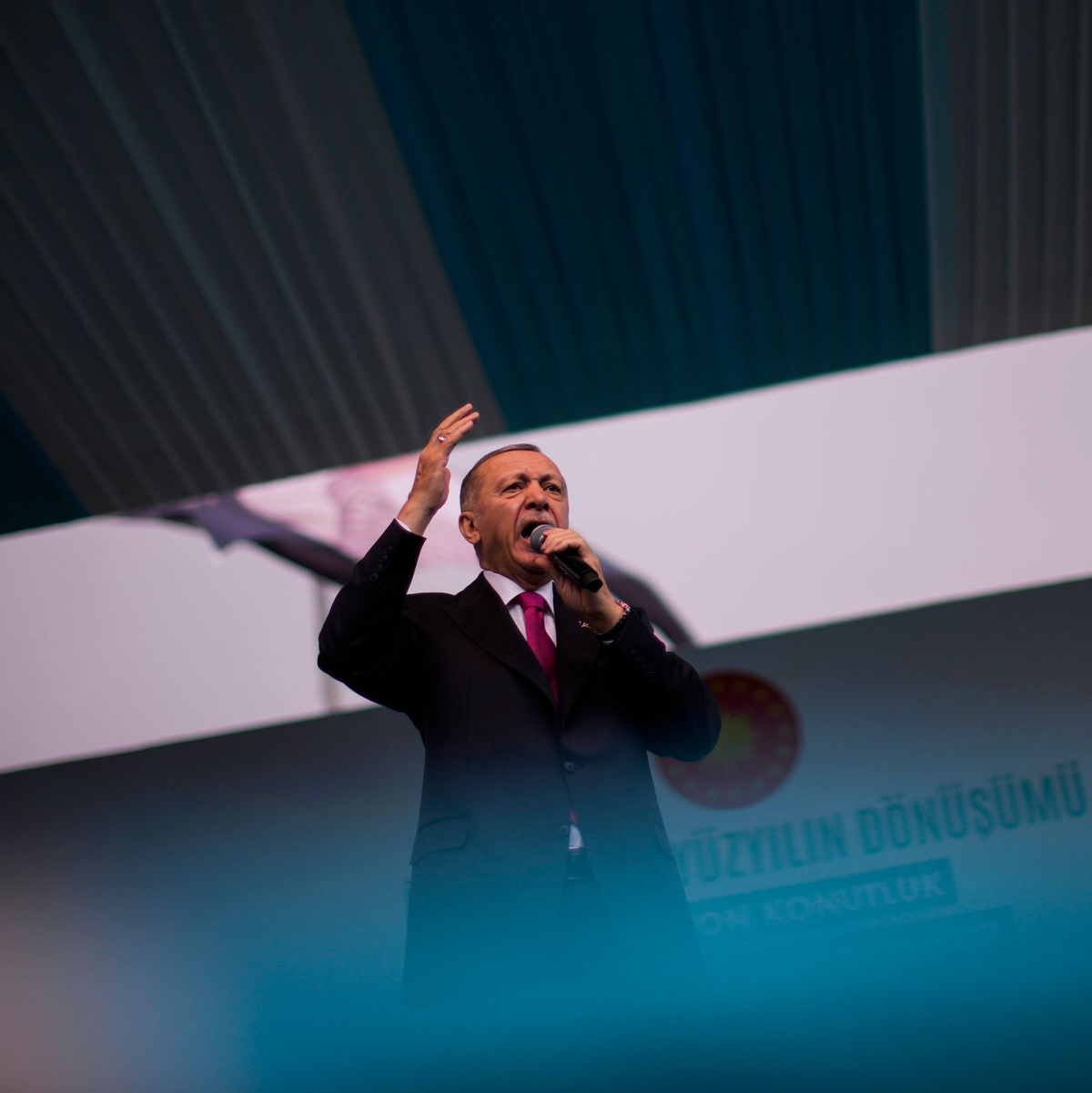Der türkische Präsident Recep Tayyip Erdogan bei einer Wahlkampfveranstaltung in Istanbul. - Foto: Francisco Seco/AP/dpa