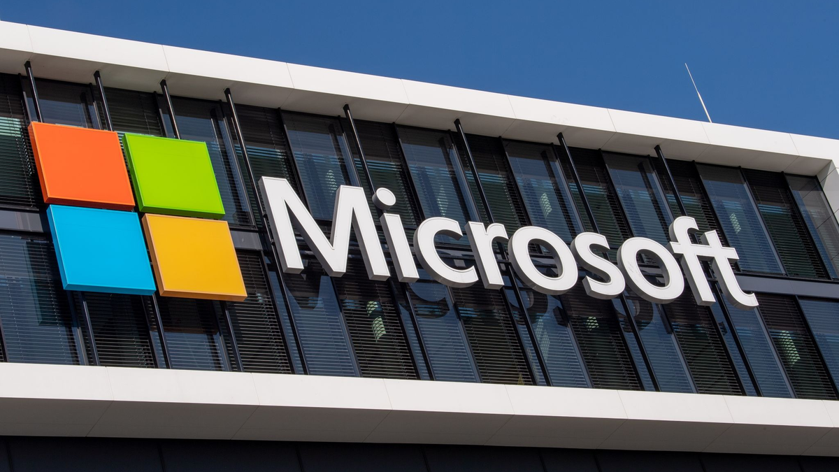 Microsoft verspricht seinen Kunden in Europa, die digitale Widerstandsfähigkeit des europäischen Kontinents unabhängig von geopolitischen und handelspolitischen Unwägbarkeiten aufrechtzuerhalten.  - Foto: Peter Kneffel/Deutsche Presse-Agentur GmbH/dpa