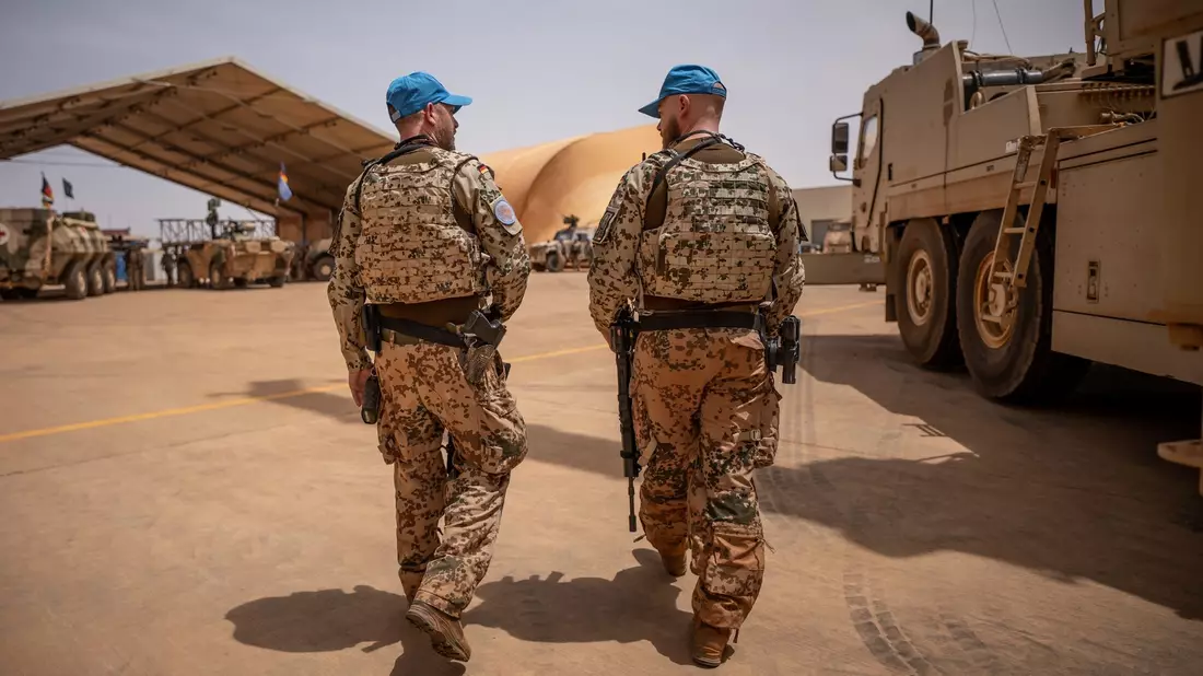 Zeitenwende 2.0.: Die Bundeswehr muss sich auf neue Aufgaben vorbereiten. (Archivbild) - Bild: Michael Kappeler/dpa
